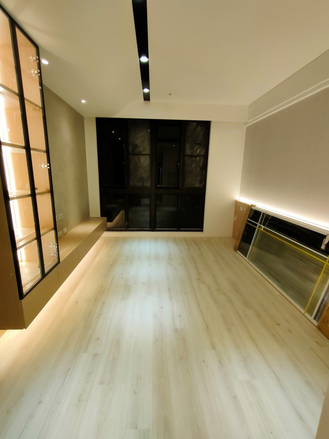 /imgs/flooring/B285011E-4299-49F9-9E56-114F57F9E5EC.jpg