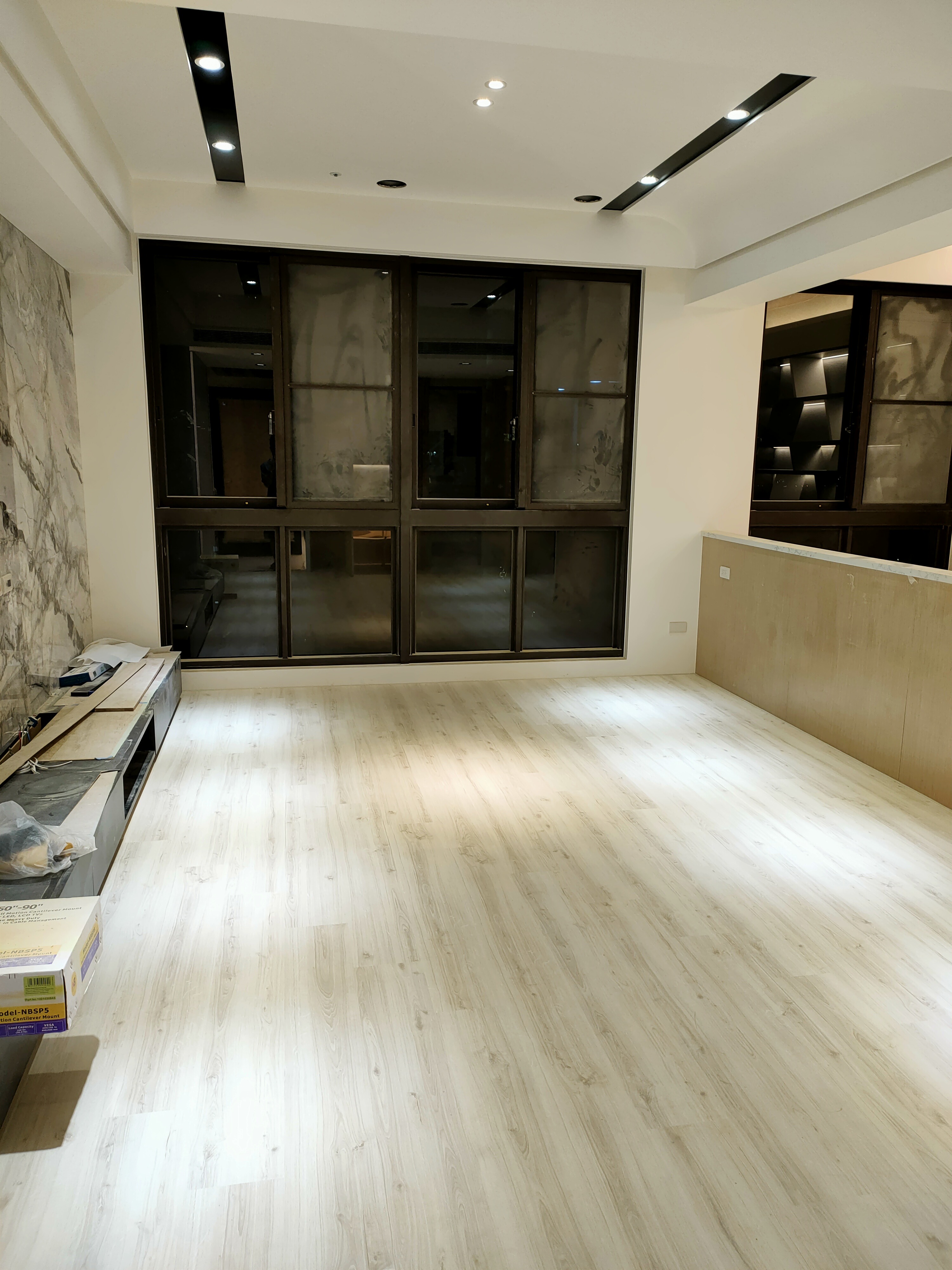 /imgs/flooring/C22B9678-C21E-4587-BEB0-BF79F5BD2863.jpg
