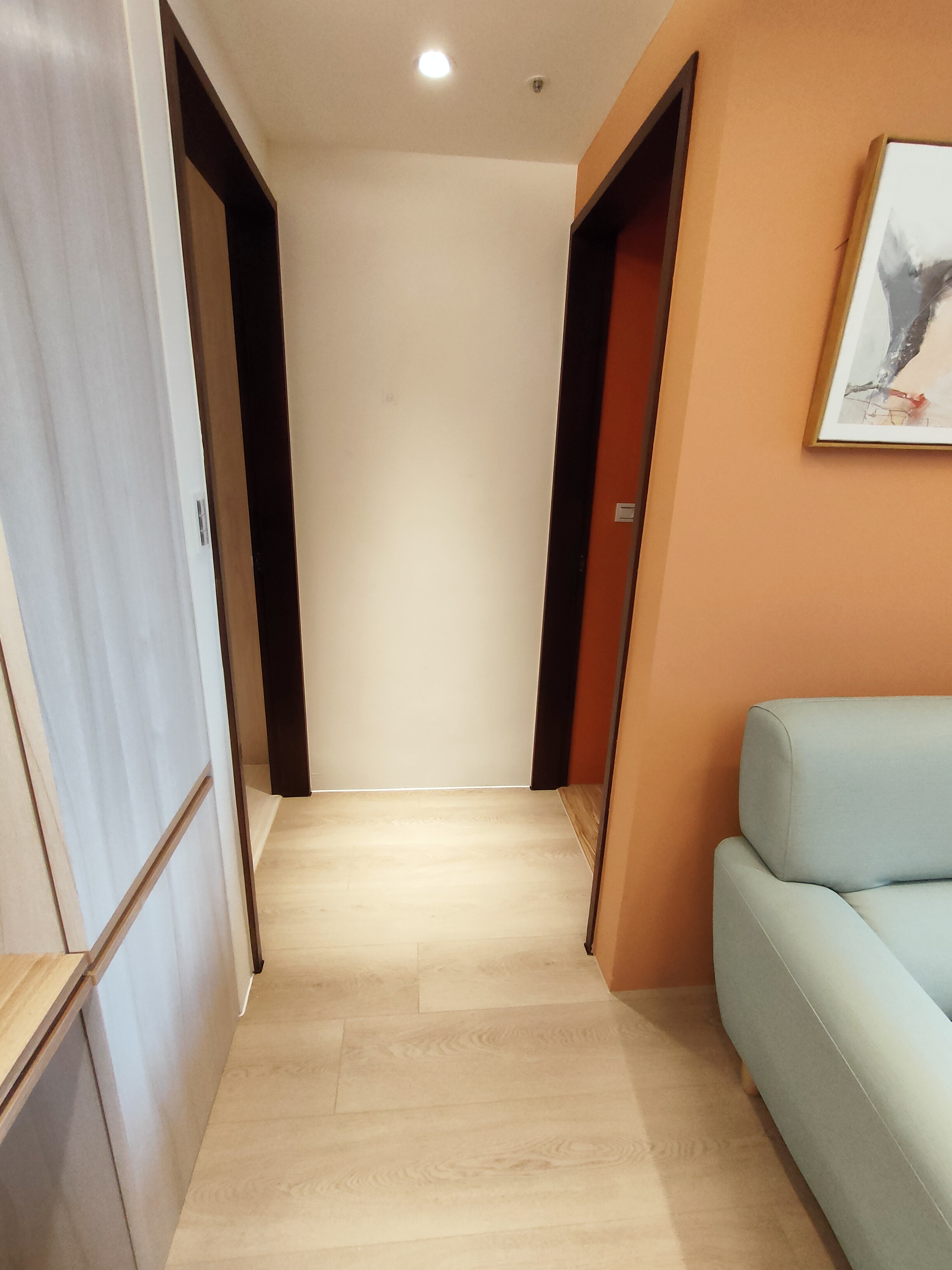 /imgs/flooring/CE6029E9-1A0A-4E7F-AA3D-38F560F13AC0.jpg