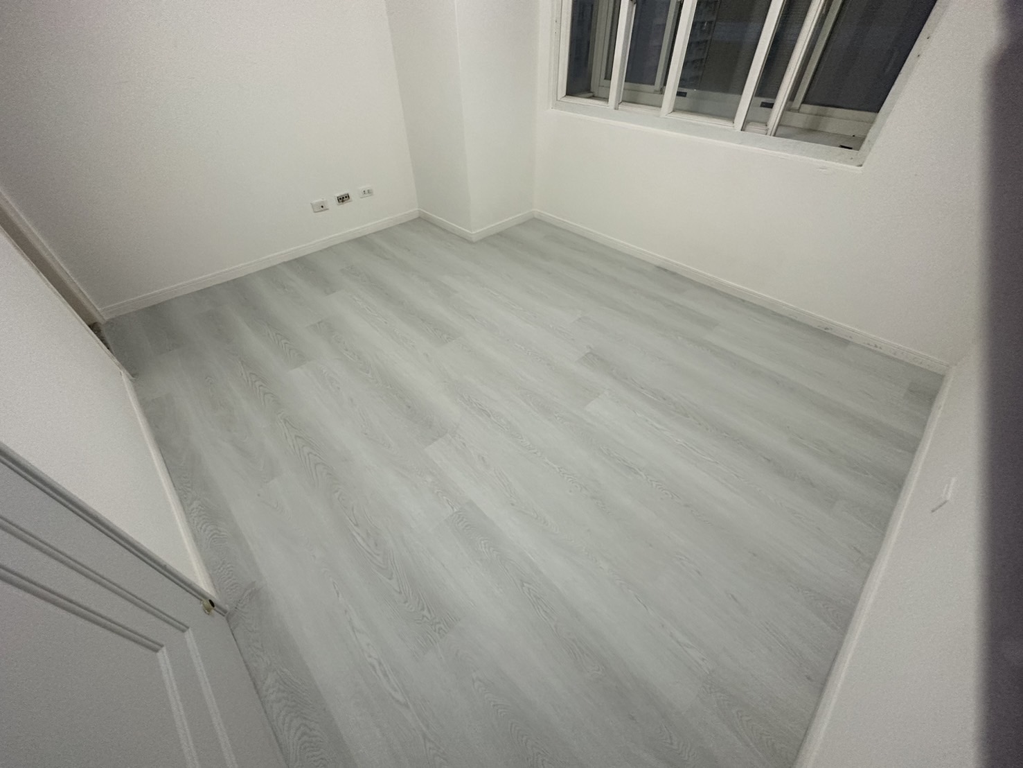 /imgs/flooring/S__27557930_0.jpg