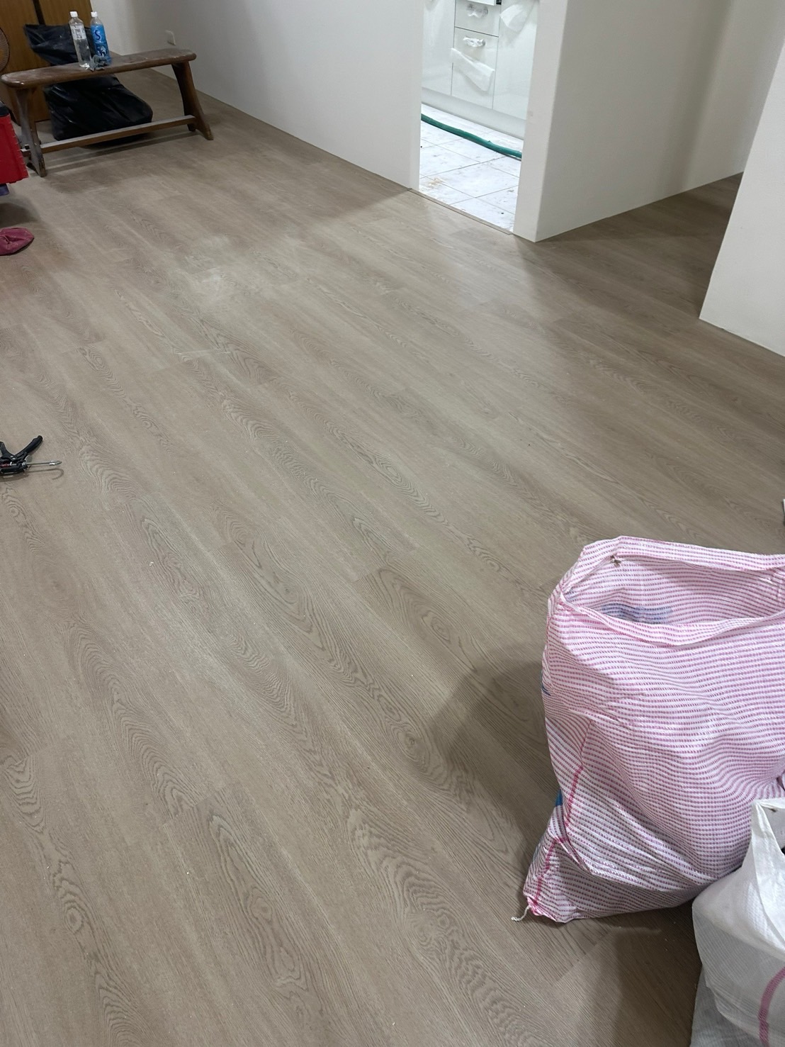 /imgs/flooring/S__27557942.jpg