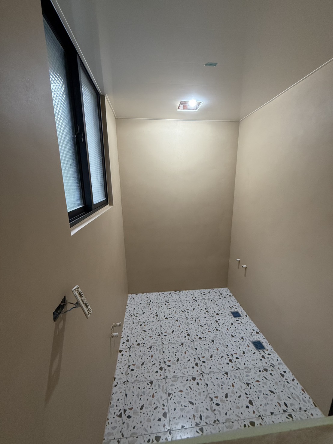 /imgs/microcement/LINE_ALBUM__250318_14.jpg